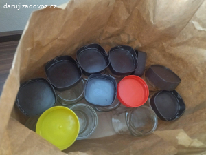 skleněné dózy od kávy