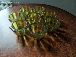Skleněné nádoby na svíčky