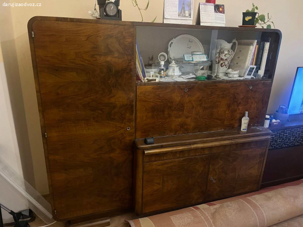 Skříň Jindřicha Hakabaly