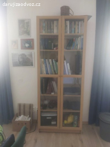 Skříň prosklená