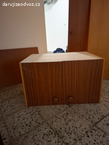 Skříň šatní + nástavec
