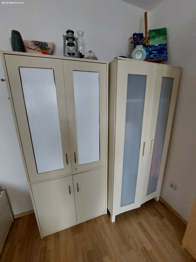 skříně ikea