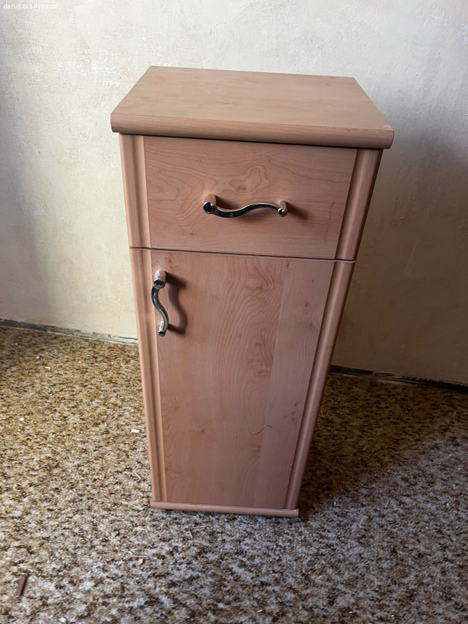 skříňka