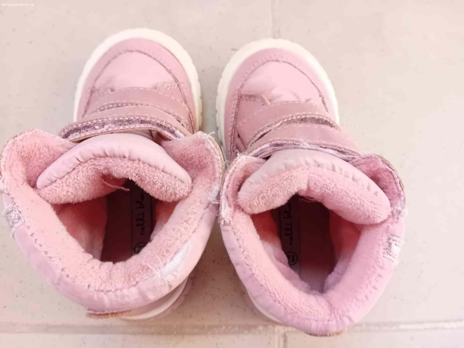 Sněhulky, vel. 23. Sněhulky nošené, zateplené.