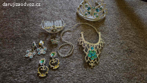 Sperky, celenky, paruky