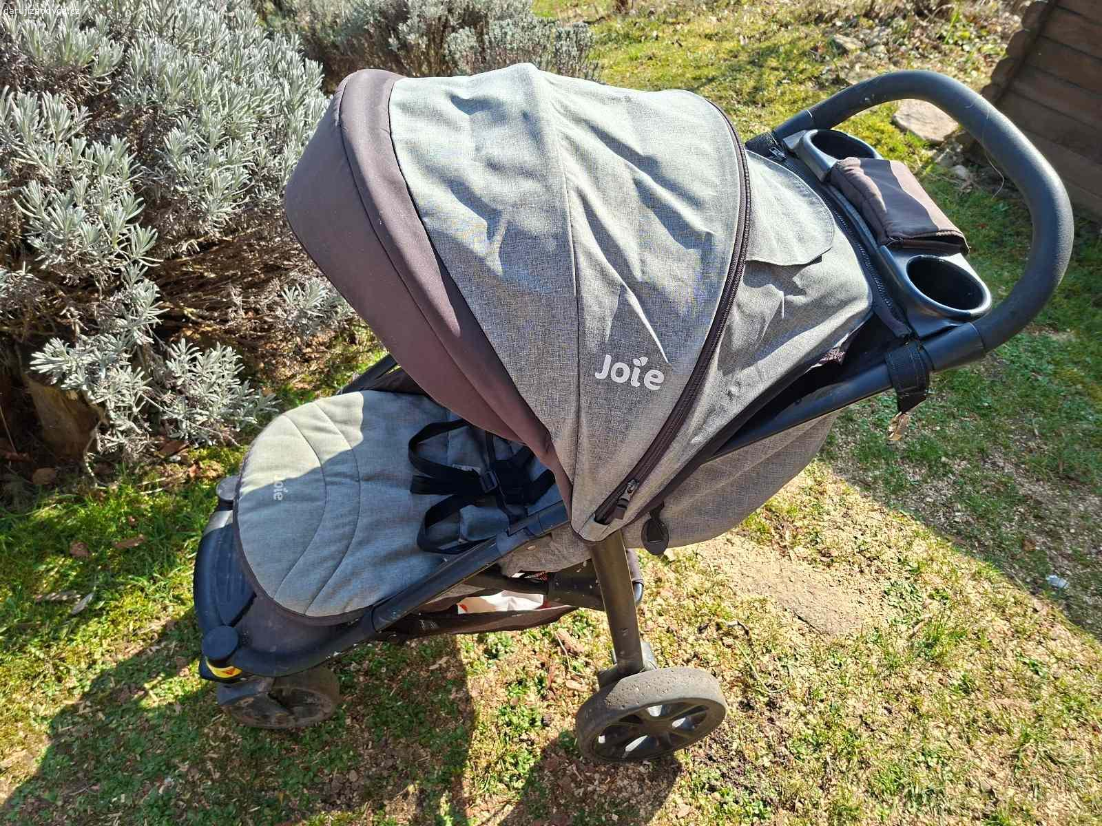 Sportovni kocarek Joki. Spise na chalupu. Ale je plne funkcni.