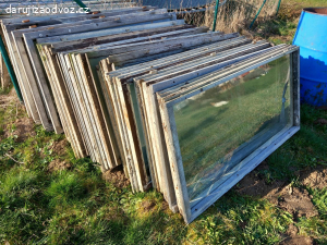 Stará okna ze skleníku