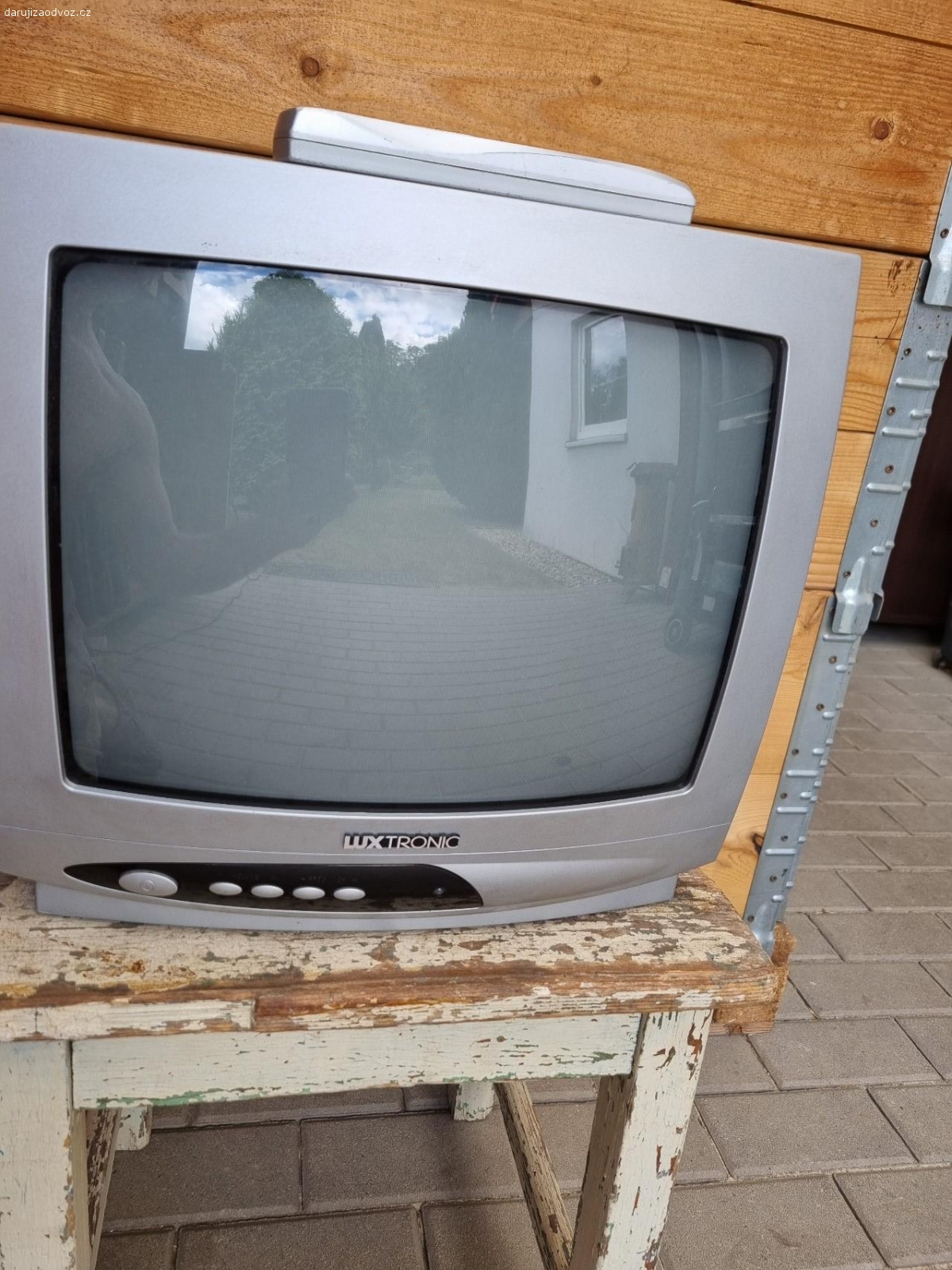stará TV za odvoz - Elektro - Daruji za odvoz