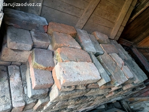 Staré cihly