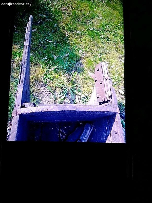 Staré kolečko. Staré kolečko,já ho měla 25 let.Pouze osobní odběr.