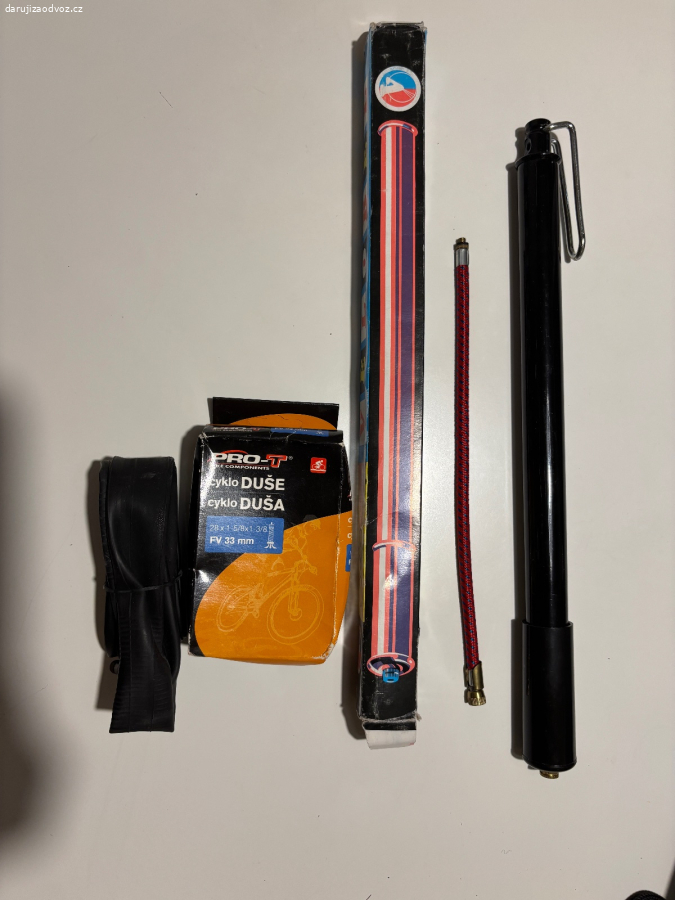 Starší pumpička a duše na kolo