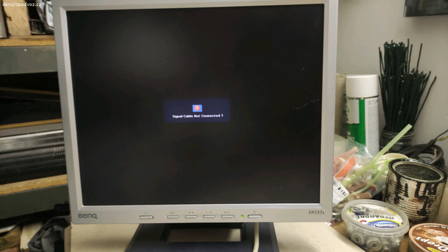 starý 17" monitor Benq FP737s