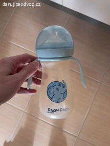 Sterilizator a 2 kojenecke lahvicky