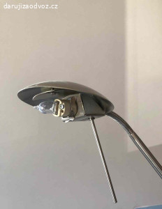 Stojací lampa