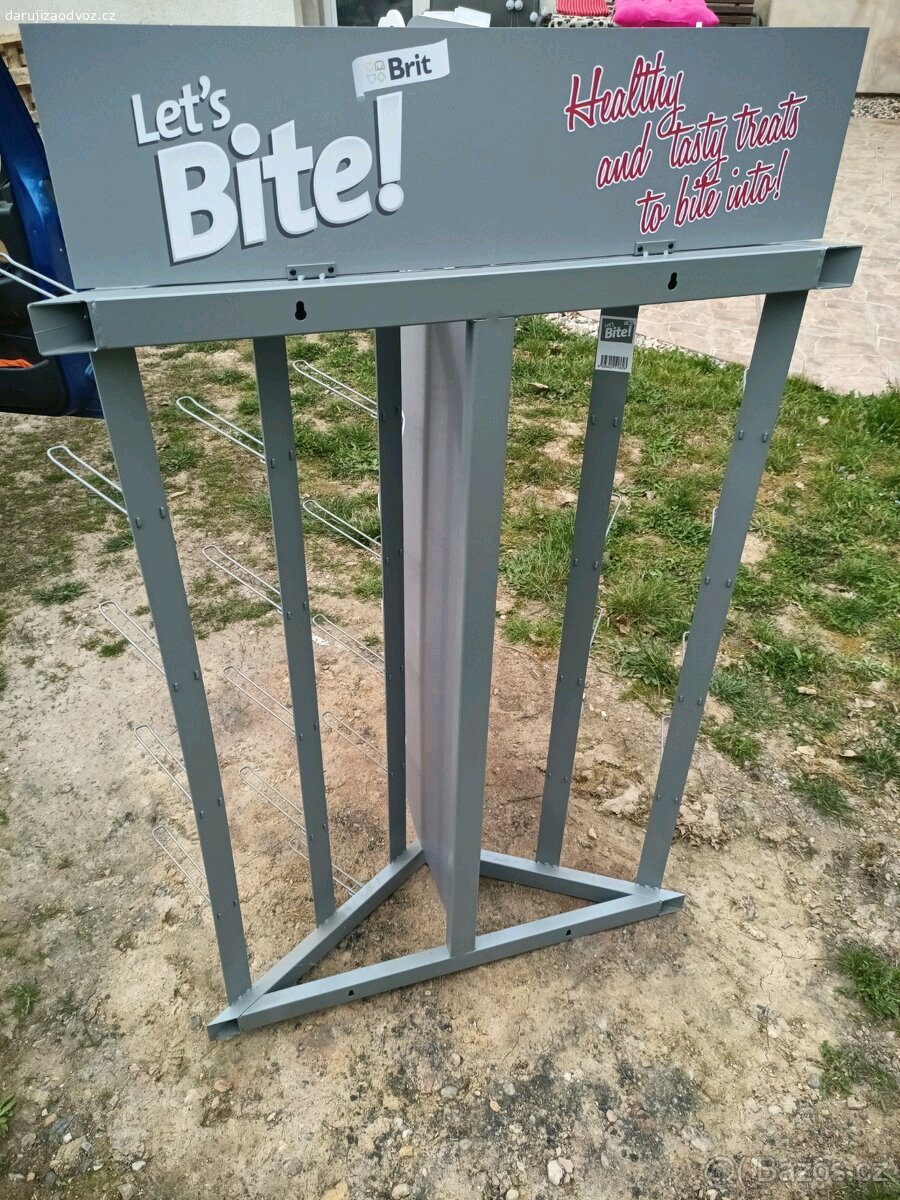 Stojan na odměny. Reklamní stojan na pamlsky/odměny. zcela nový nepoužívaný. Bytelná konstrukce.