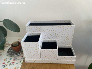 Stojan na psací potřeby Ikea