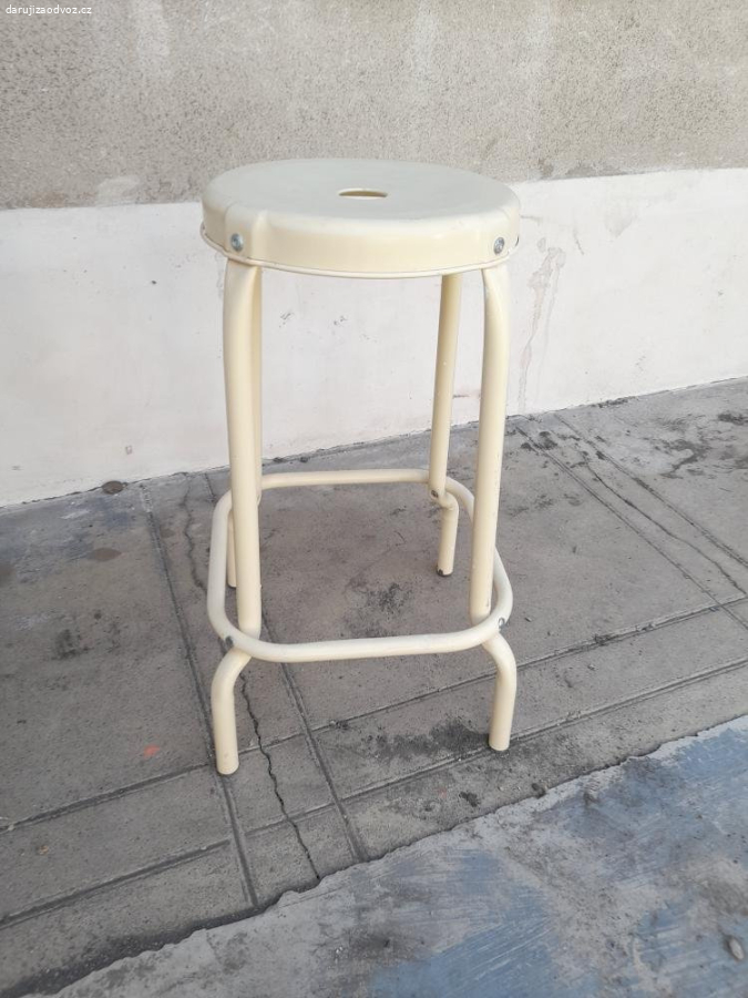 Stolička do koupelny