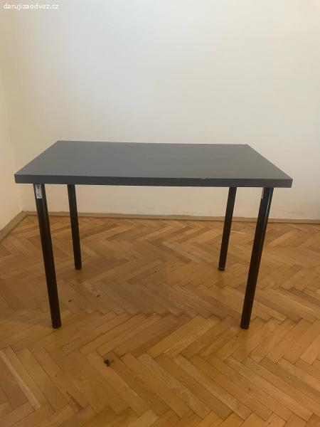 Stůl