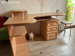 STŮL