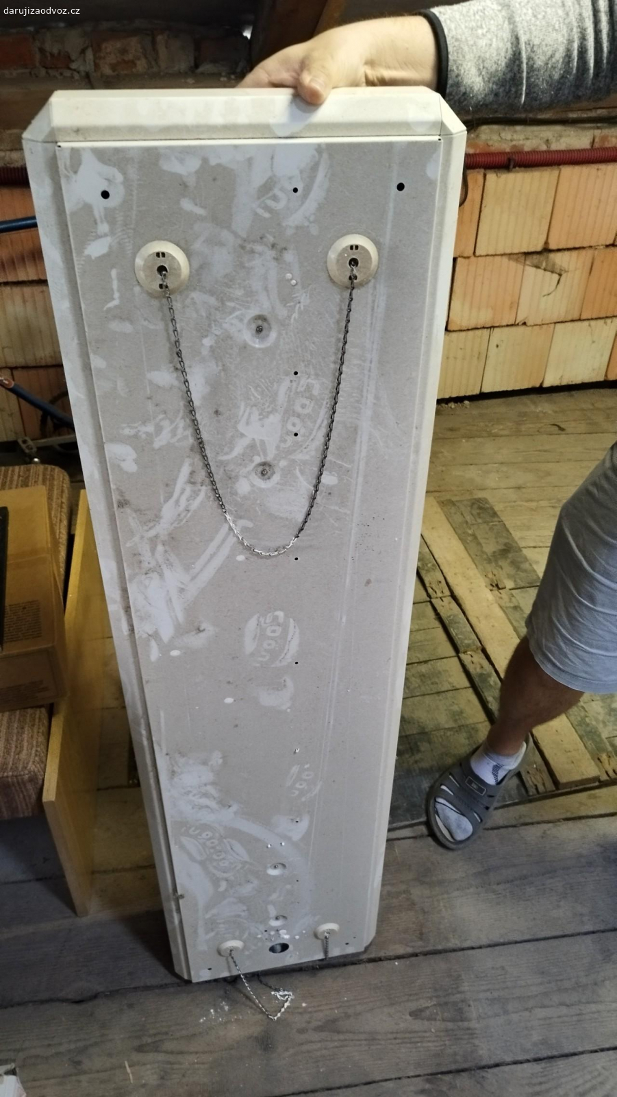 světla. zarivka a zarovkova svetla