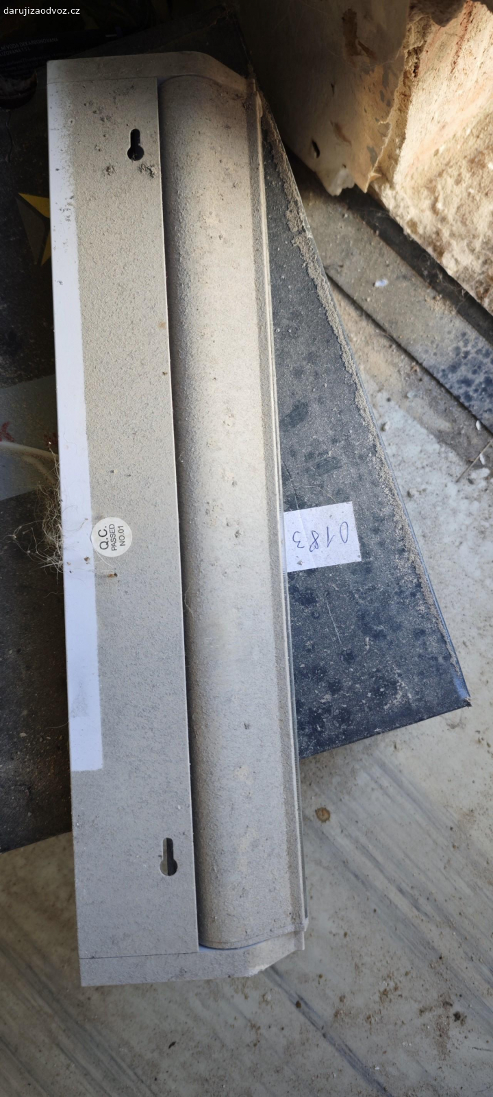 Světlo do kuchyně. Funkční. K vyzvednutí na Praze 5 Stodůlky.