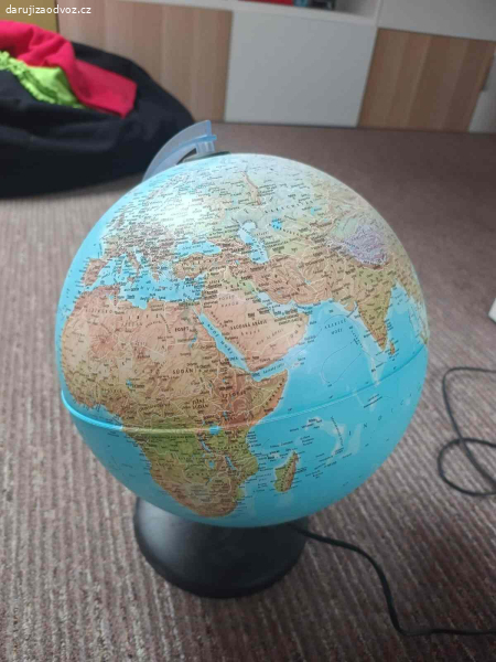 Svítící globus