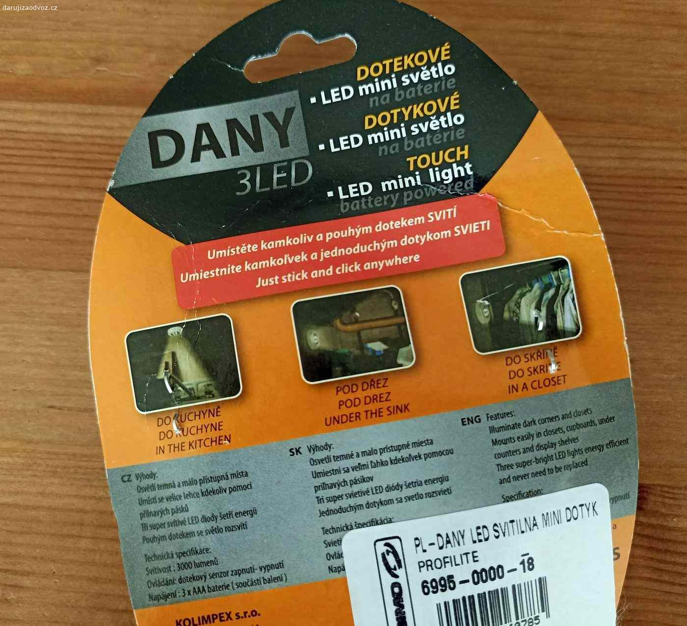 Svítidlo LED NEROZBALENO. Daruji malé LED svítidlo, viz. fotografie
V případě zasílání platí taxa 15 Kč za balné a 89 Kč Zásilkovna.