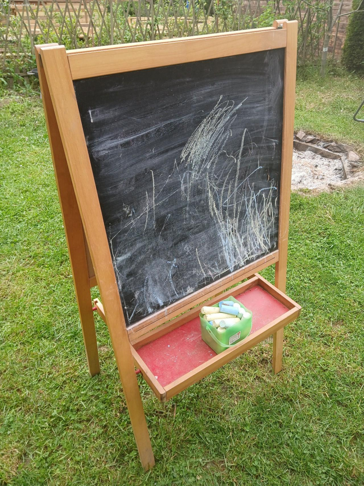tabule na kreslení. na křídy i fix, křídy k tomu, odběr Tišnov nebo Brno