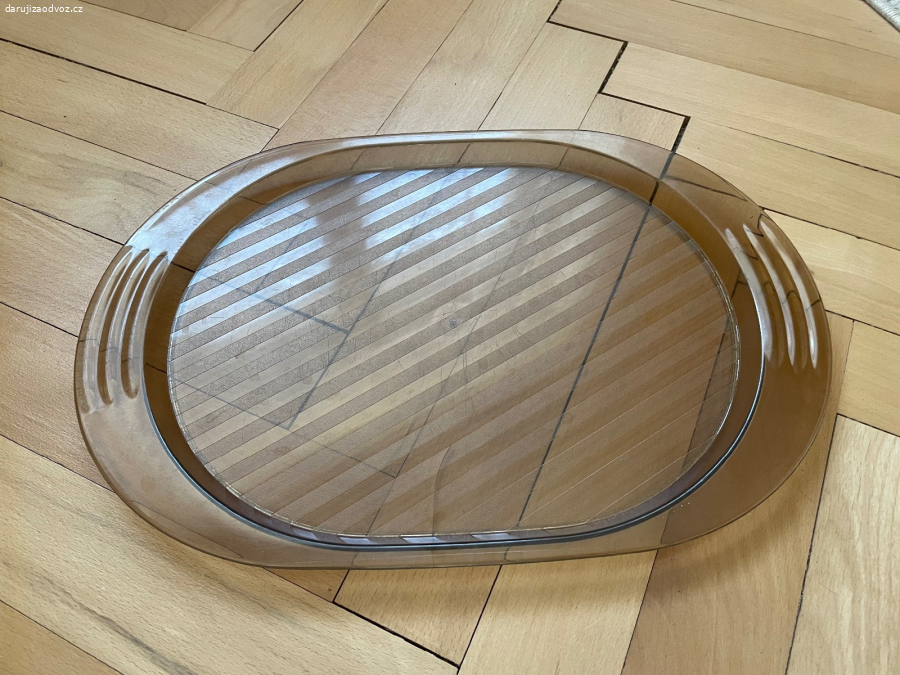 RETRO plastový tác - 39 x 26,5 cm