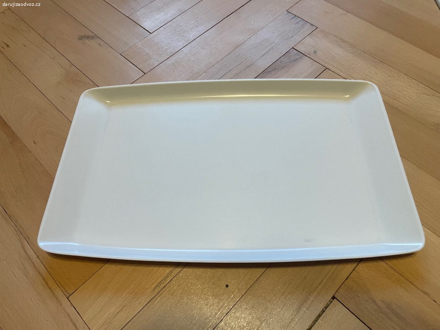 RETRO plastový tác - 38 x 24 cm