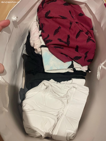 Taška oblečení vel. M 38