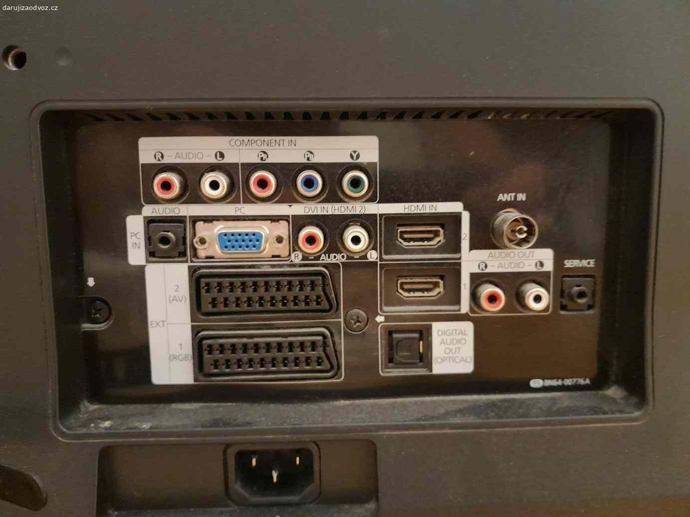 Televize Samsung. Daruji za odvoz funkční TV Samsung (typ viz. foto štítku). Napájecí kabel součástí. Bez dálkového ovladače. Pouze osobní odběr Damníkov.