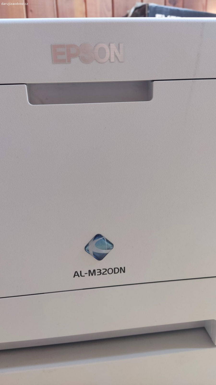 tiskárna Epson Al-M320N. Vyměním za pitlík pomerančů, jediné co nemám je napájecí kabel. Klasický na PC. Nikam nevozím a neposílám, osobní převzetí už je pryč