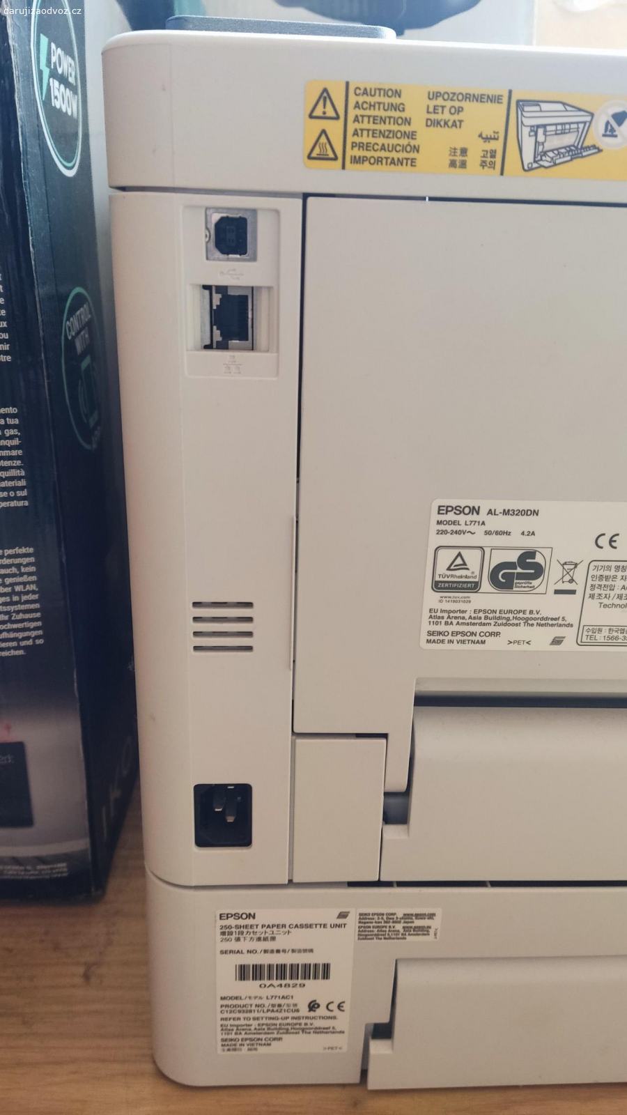 tiskárna Epson Al-M320N. Vyměním za pitlík pomerančů, jediné co nemám je napájecí kabel. Klasický na PC. Nikam nevozím a neposílám, osobní převzetí už je pryč