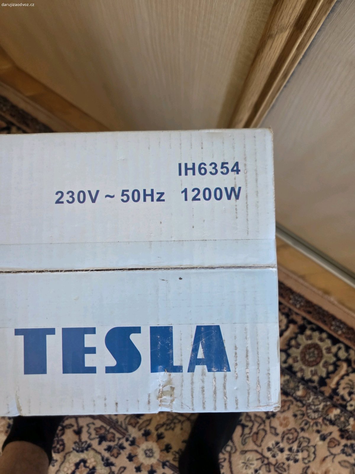 Topení/ohřívač Tesla za odvoz. Viz foto. Nepoužitý, v originální krabici.

Vyzvednutí na Praze 2 u Náměstí Míru v těchto časech: 
Úterý 18:00-20:00
Středa 12:30-20:30
Čtvrtek 12:30-20:30
