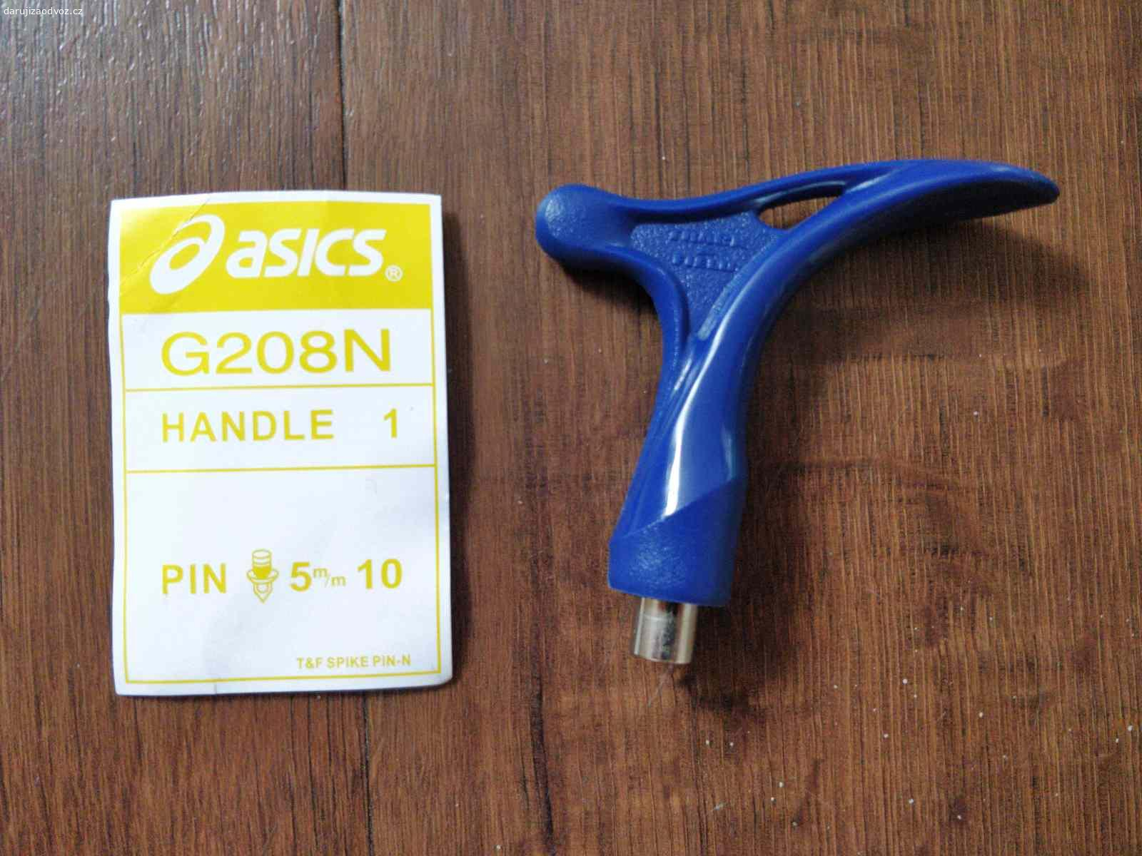 Tretry velikost 48. Málo používané tretry zn. Asics.