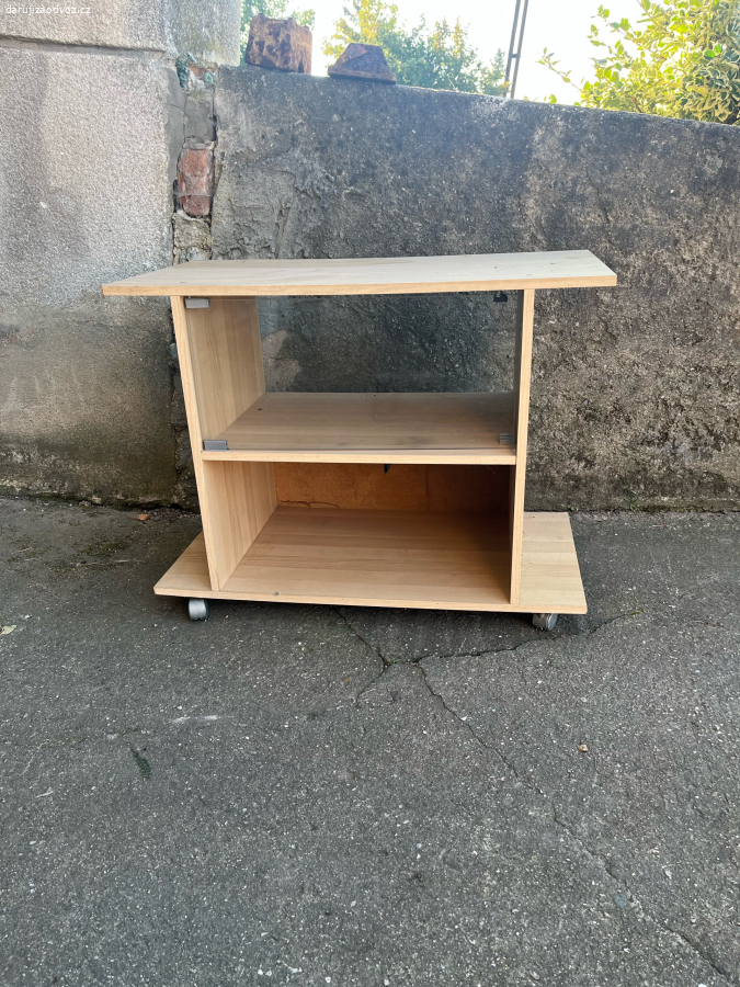 Tv stolek