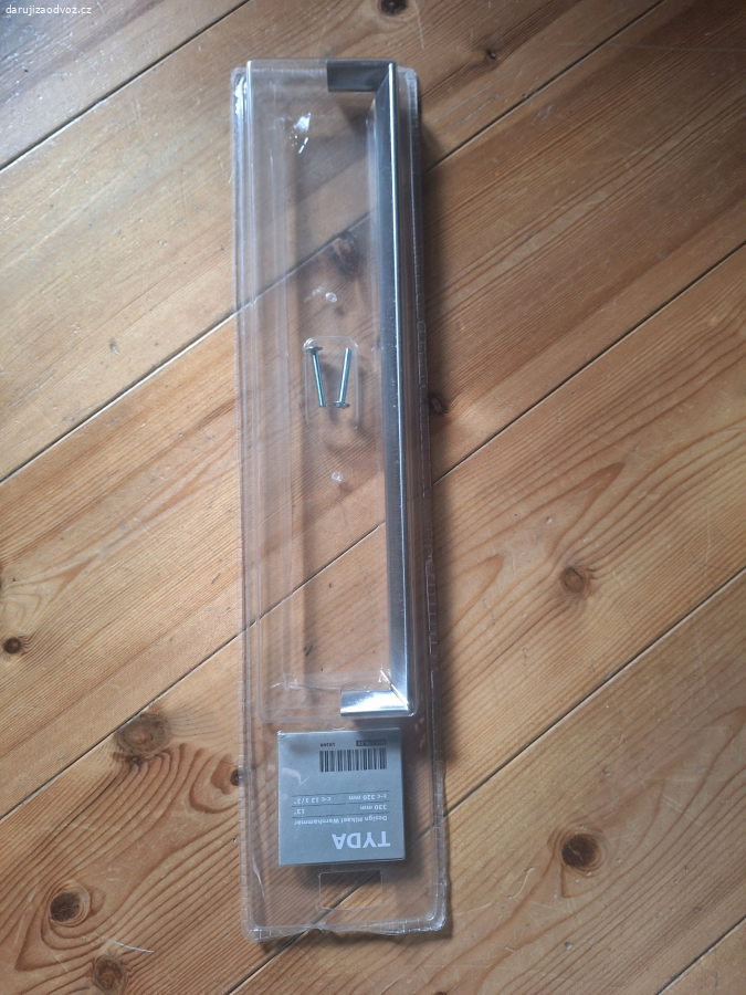 uchyt ikea novy