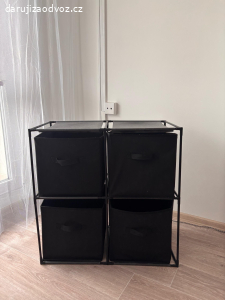 Úložné boxy s konstrukcí