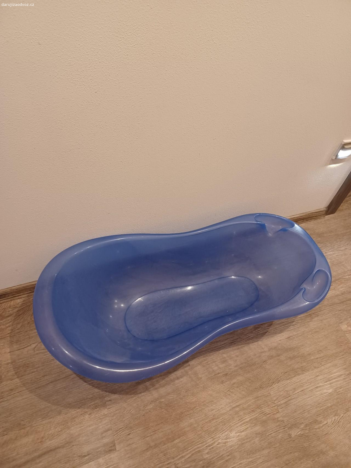 vanička. Dětská vanička pro miminko plně funkční.