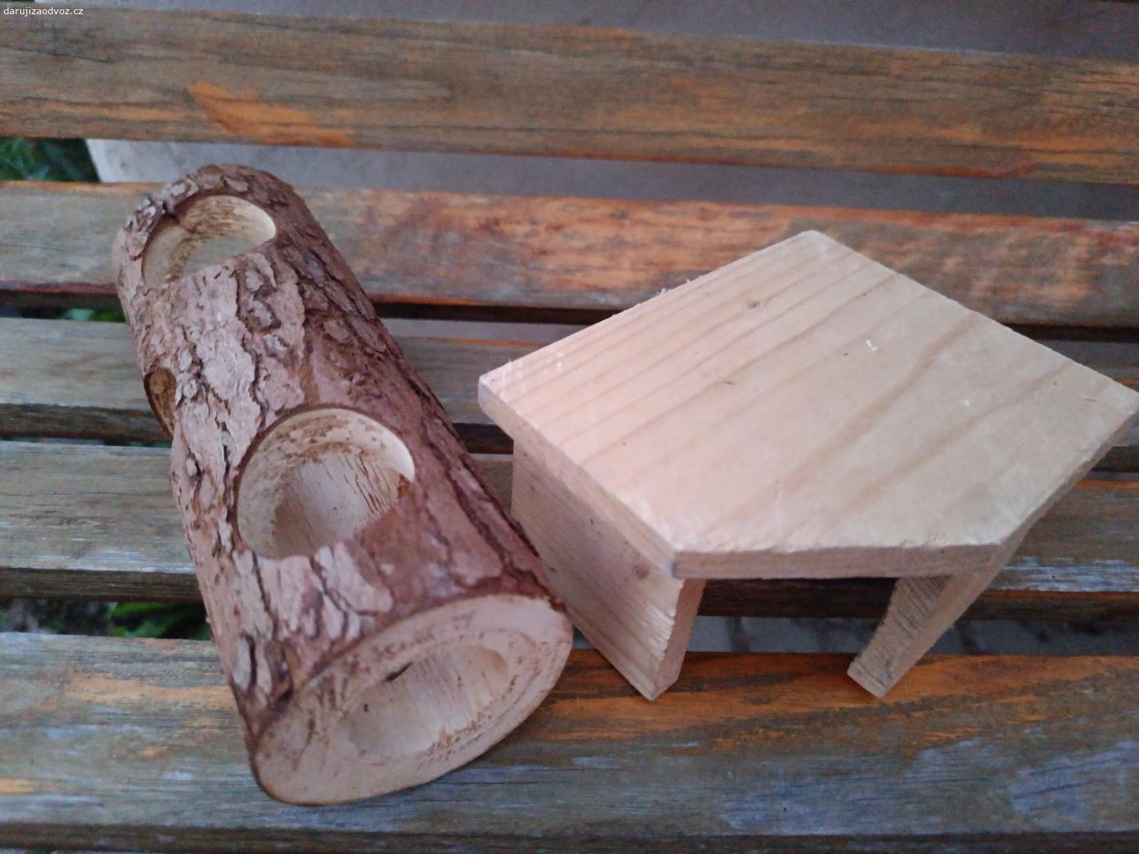 Daruji věci pro křečka. dobrý stav