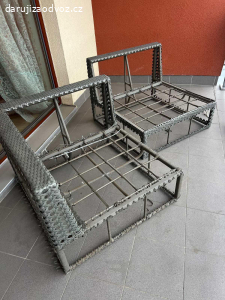 Venkovni stul za odvoz. Praha 13 Stodulky