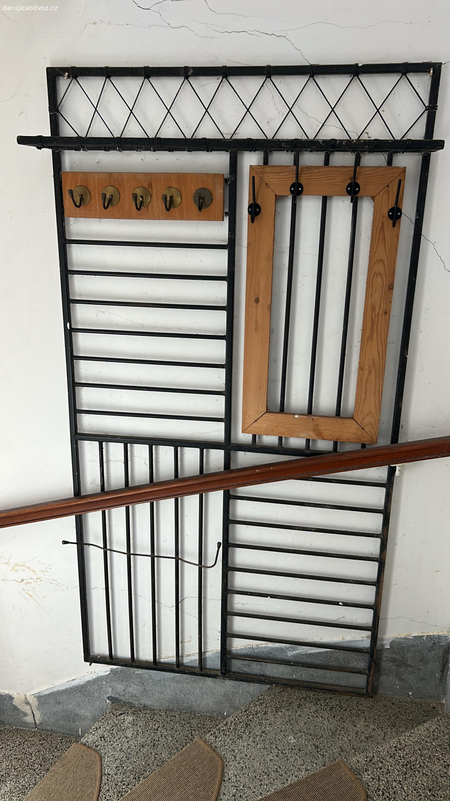 Vše musí pryč! (1). Všechny nabízené položky v galerii inzerátu jsou volné do smazání.