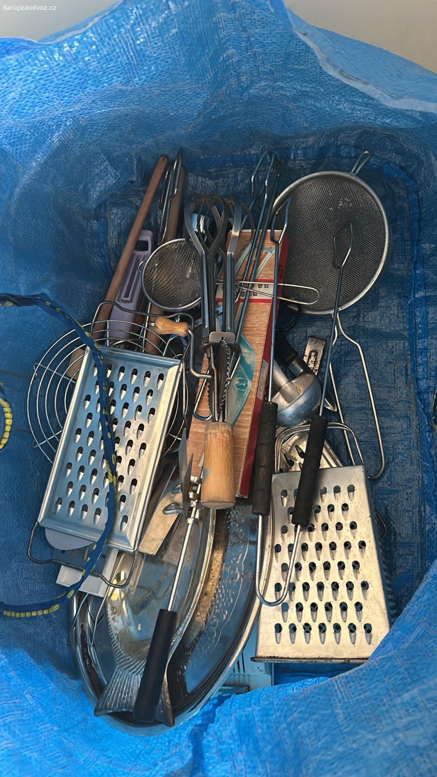 Vše musí pryč! (5). Vse je platne do smazani.