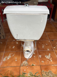 WC za odvoz zadní vývod