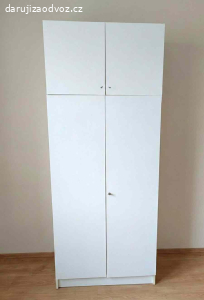za odvoz  bílá skříň s nádstavcem + 2.postele