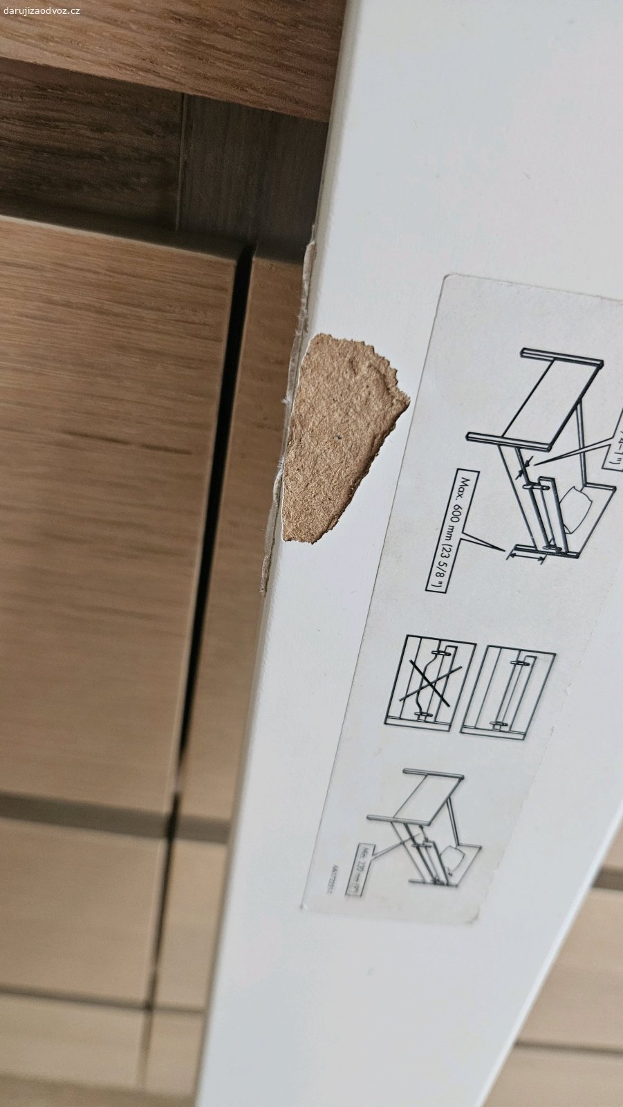 zábrana na postel IKEA. Použitá, občas trochu oblečená ale stále funkční.