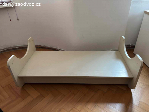 Základna retro designového konferenčního stolku