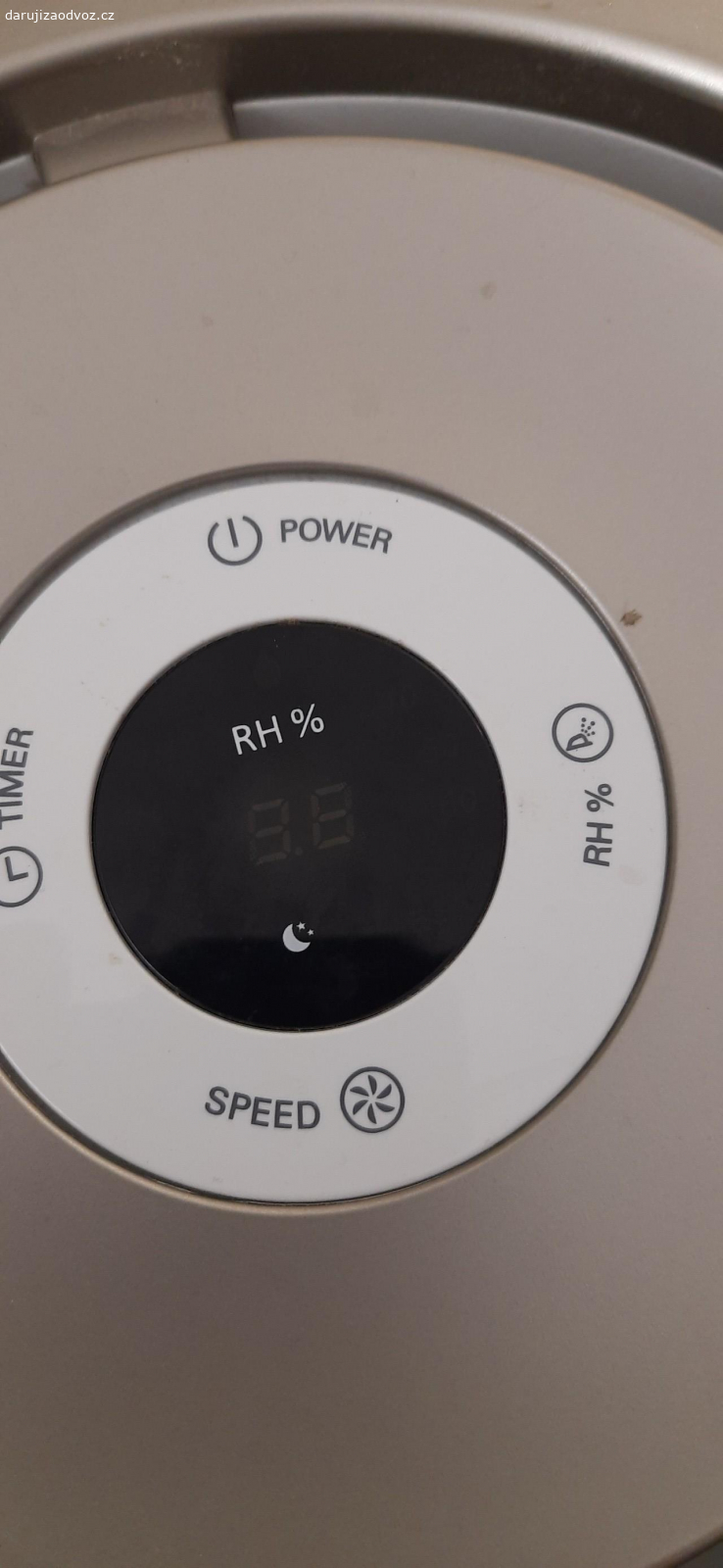 zvlhčovač vzduchu a wi-fi. daruji vlhčovač vzduchu Philips a wi-fi router-bez vady jako nové.